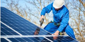 Installation Maintenance Panneaux Solaires Photovoltaïques à Salvezines